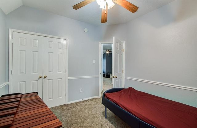 3203 Blaesser Drive, Pearland, TX 77584
