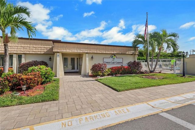 46 Laconia CT, Fort Myers, FL 33919