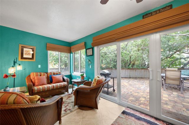 504 58TH STREET, Holmes Beach, FL 34217