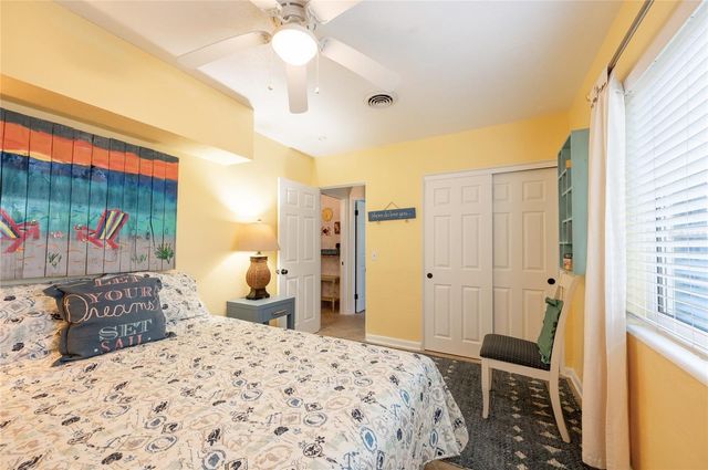 504 58TH STREET, Holmes Beach, FL 34217