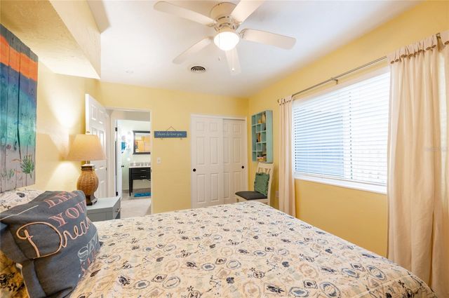 504 58TH STREET, Holmes Beach, FL 34217