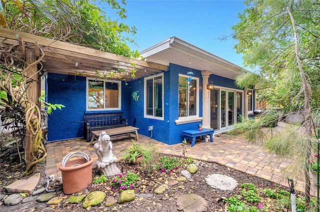 504 58TH STREET, Holmes Beach, FL 34217