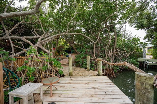 504 58TH STREET, Holmes Beach, FL 34217