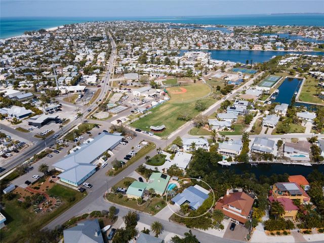 504 58TH STREET, Holmes Beach, FL 34217