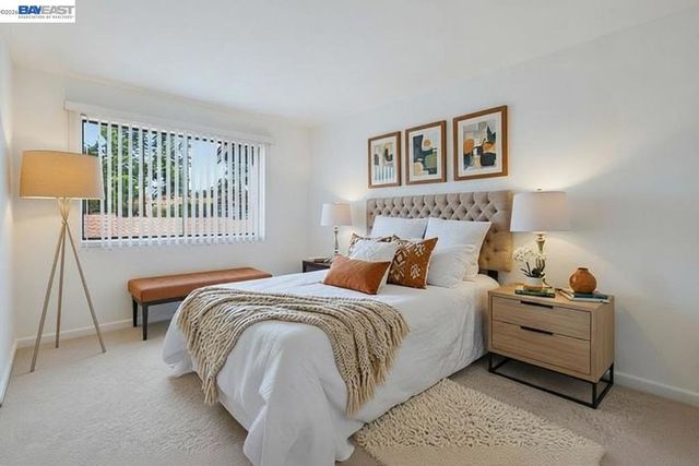 165 Aurora Plz, Union City, CA 94587
