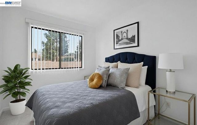 165 Aurora Plz, Union City, CA 94587