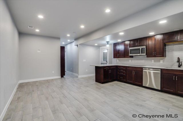 5612 OPAL DR, Cheyenne, WY 82009