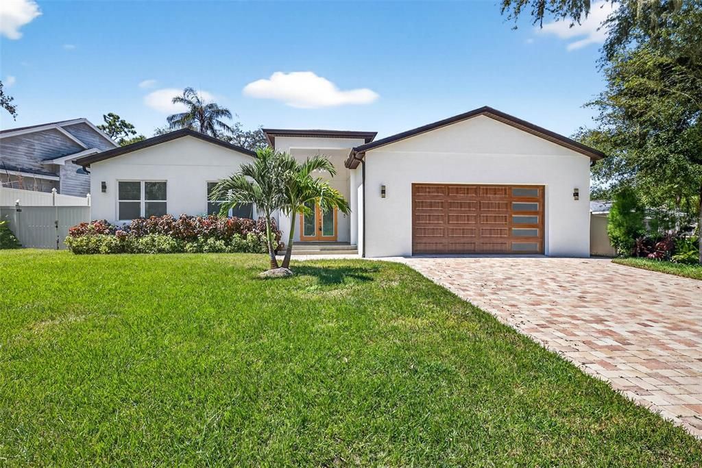 216 N GLEN ARVEN AVENUE, Temple Terrace, FL 33617