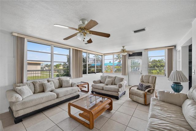 321 WEBER TERRACE, Port Charlotte, FL 33952
