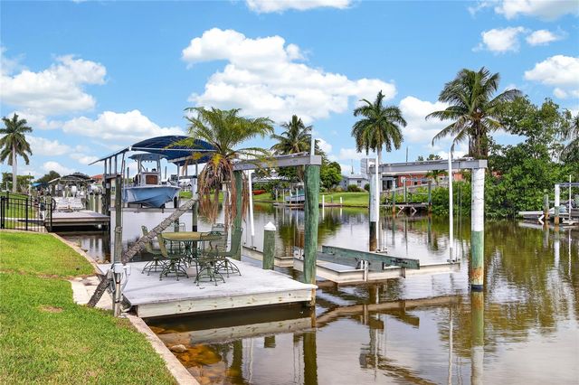321 WEBER TERRACE, Port Charlotte, FL 33952