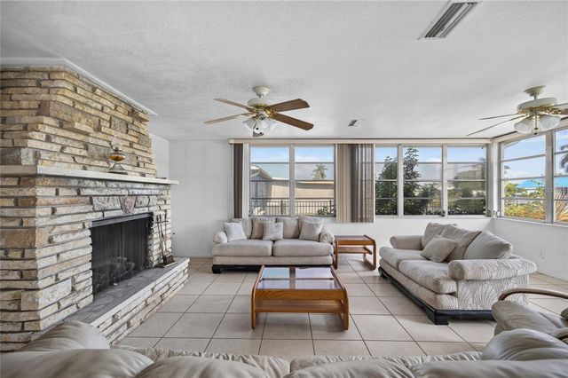 321 WEBER TERRACE, Port Charlotte, FL 33952