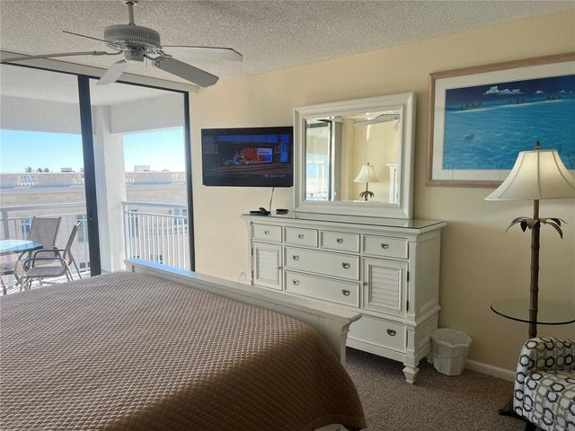 1001 POINT OF ROCKS ROAD 609, Sarasota, FL 34242