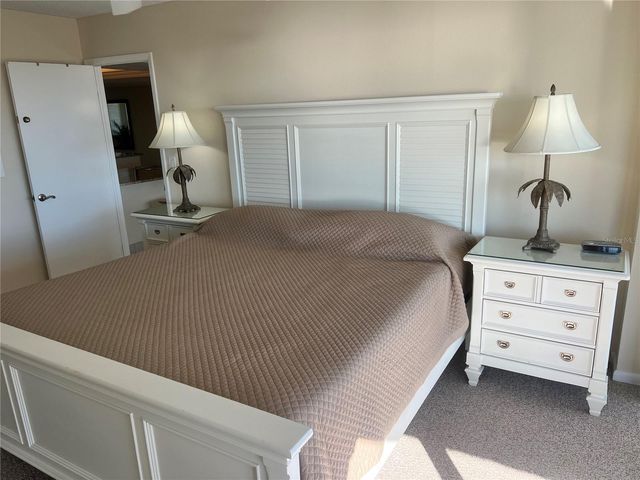 1001 POINT OF ROCKS ROAD 609, Sarasota, FL 34242