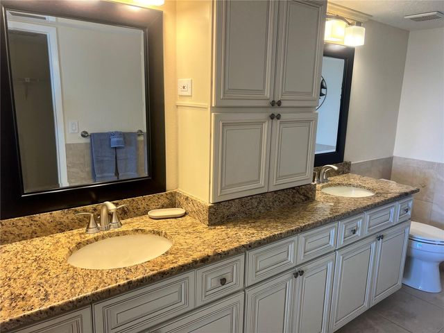 1001 POINT OF ROCKS ROAD 609, Sarasota, FL 34242