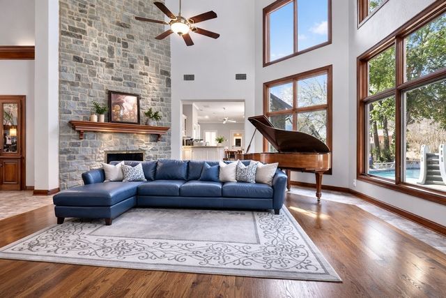 1075 Mobley Road, Cedar Hill, TX 75104