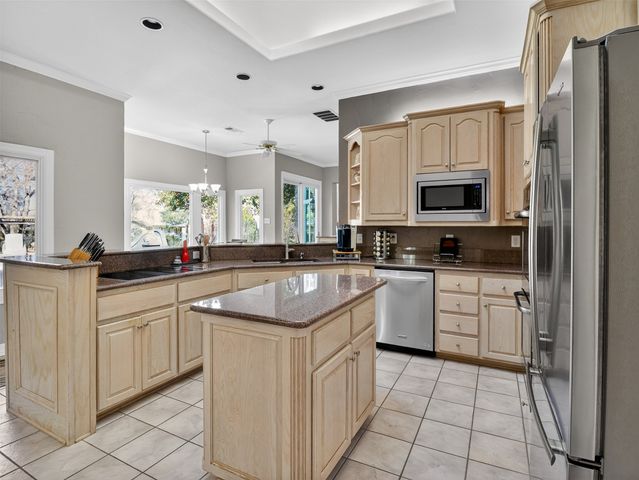 1075 Mobley Road, Cedar Hill, TX 75104