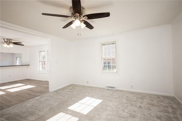 3637 N Monroe Avenue, Kansas City, MO 64117