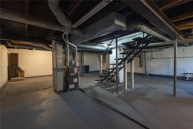 3637 N Monroe Avenue, Kansas City, MO 64117