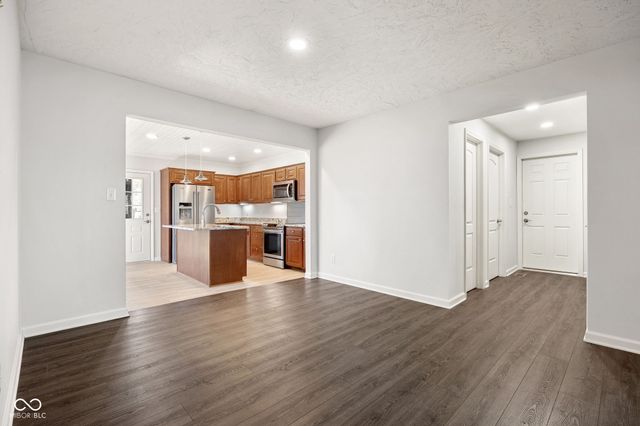 232 John Street, Carmel, IN 46032