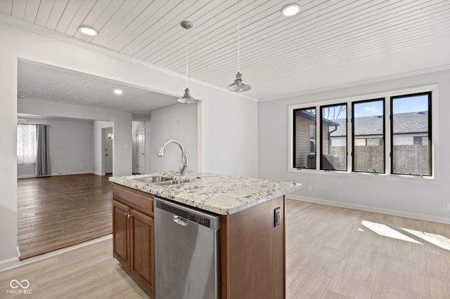 232 John Street, Carmel, IN 46032