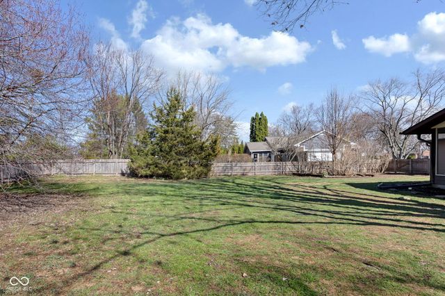 232 John Street, Carmel, IN 46032