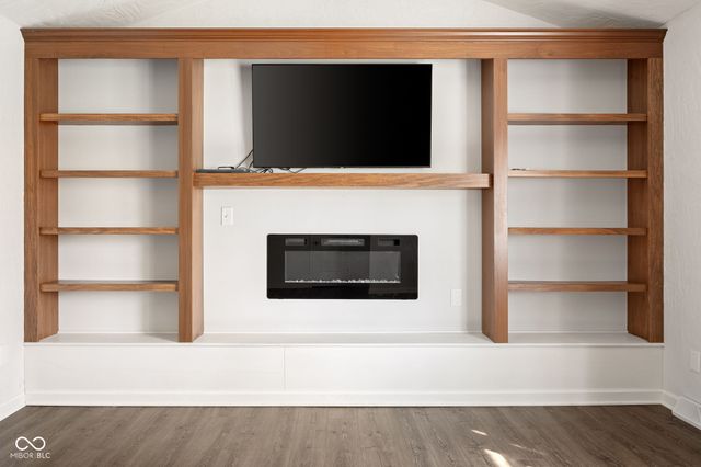 232 John Street, Carmel, IN 46032