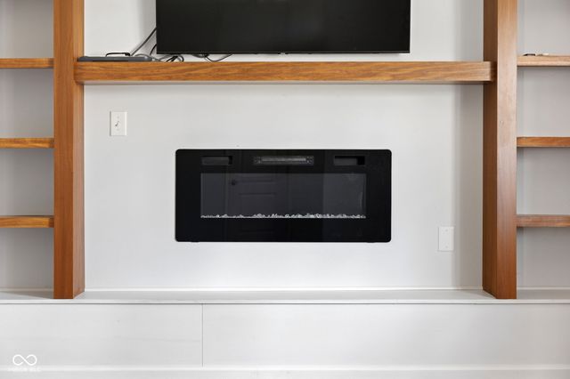 232 John Street, Carmel, IN 46032