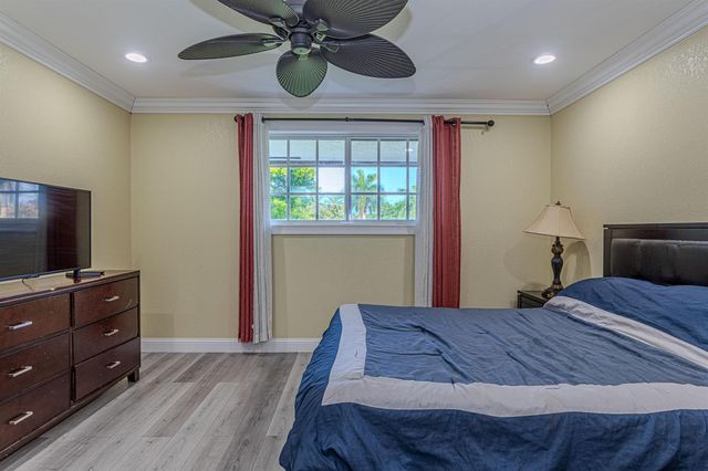 875 NW 120th Avenue, Plantation, FL 33325