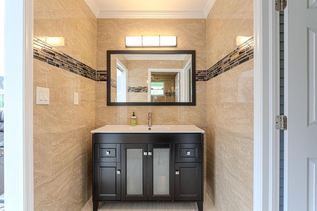 875 NW 120th Avenue, Plantation, FL 33325