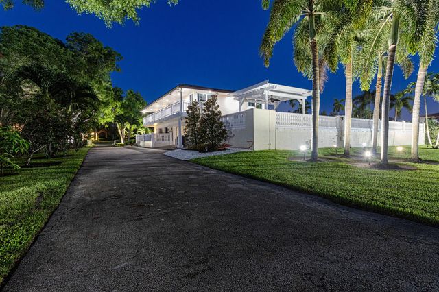 875 NW 120th Avenue, Plantation, FL 33325