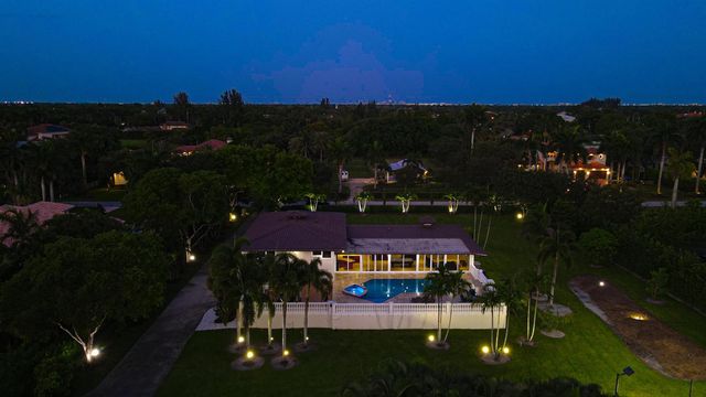 875 NW 120th Avenue, Plantation, FL 33325