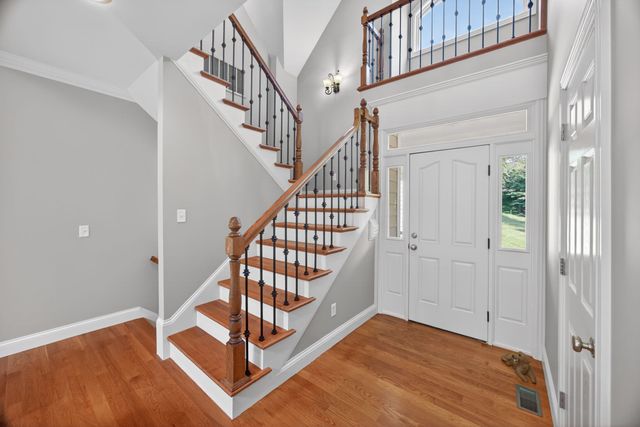 415 River Oaks Dr, Sparta, TN 38583
