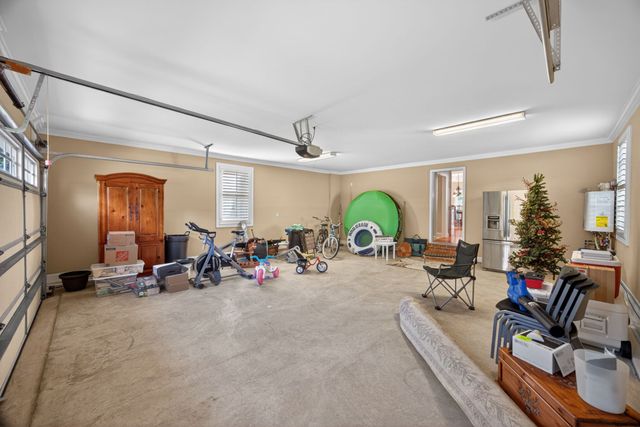 415 River Oaks Dr, Sparta, TN 38583