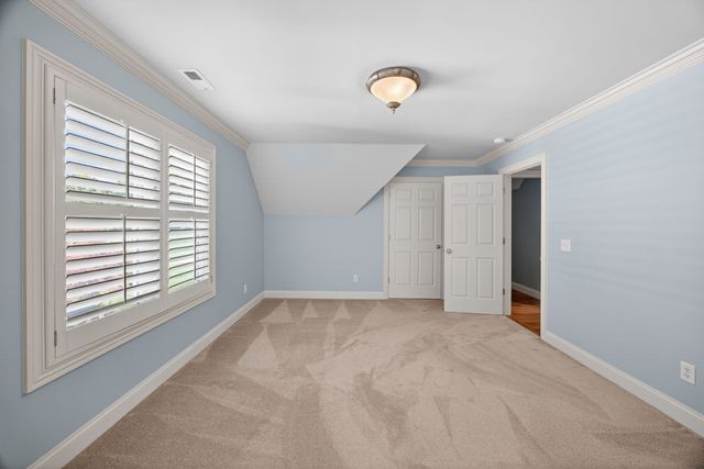 415 River Oaks Dr, Sparta, TN 38583