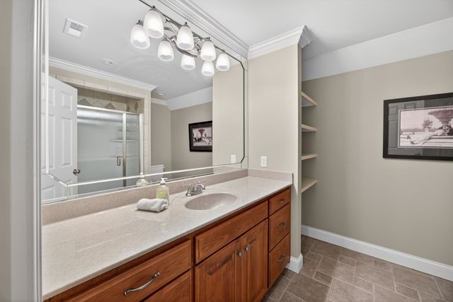 415 River Oaks Dr, Sparta, TN 38583