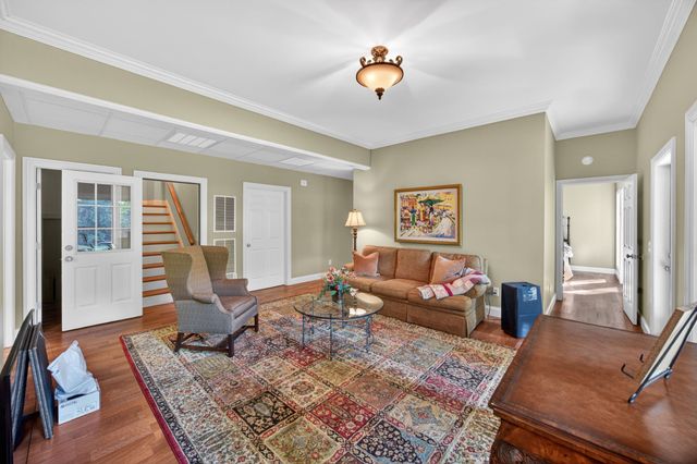 415 River Oaks Dr, Sparta, TN 38583