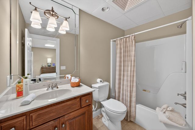 415 River Oaks Dr, Sparta, TN 38583