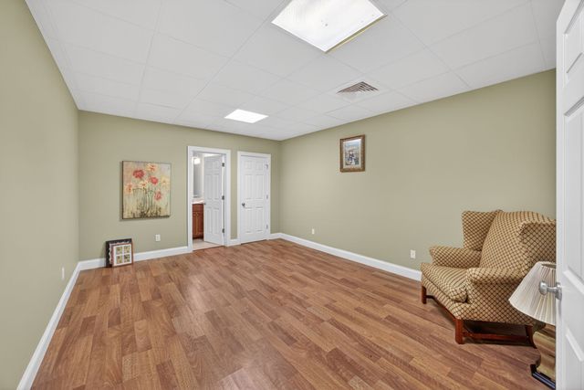 415 River Oaks Dr, Sparta, TN 38583
