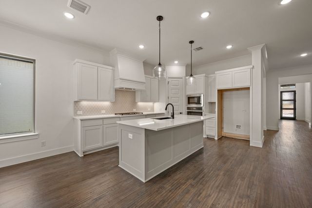 203 Kingfisher Lane, Aledo, TX 76008