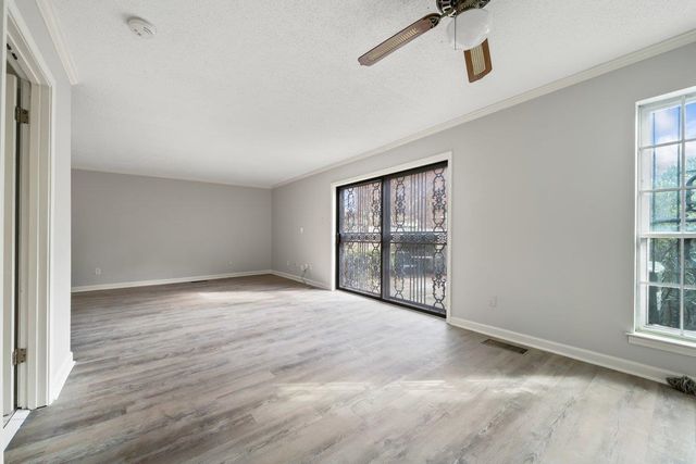 2060 Romford Ln, Memphis, TN 38119