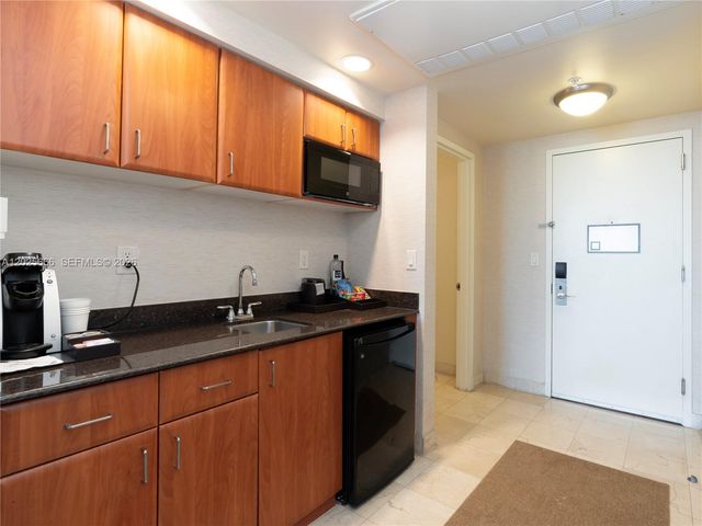 18001 Collins Ave 2118, Sunny Isles Beach, FL 33160
