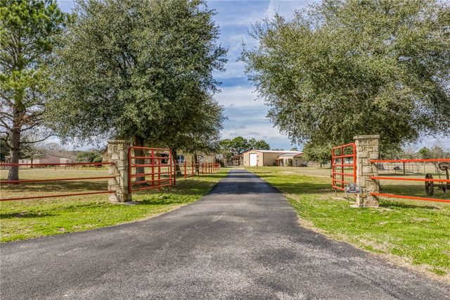 677 Grubbs Road, Other, TX 77474