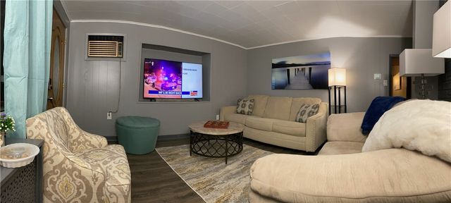 2133 Brighton Rd, Central North Side, PA 15212