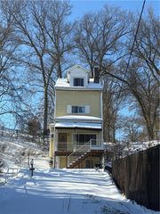 2133 Brighton Rd, Central North Side, PA 15212