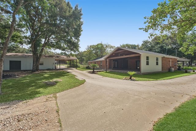 15276 Capitol Hill Road, Montgomery, TX 77316