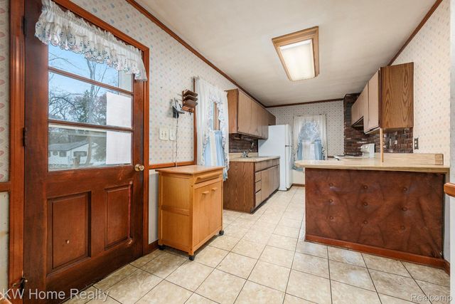 9630 Round Lake Boulevard, White Lake Charter Township, MI 48386