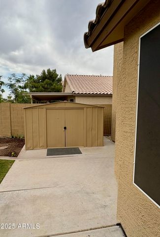 135 S Abalone Drive, Gilbert, AZ 85233