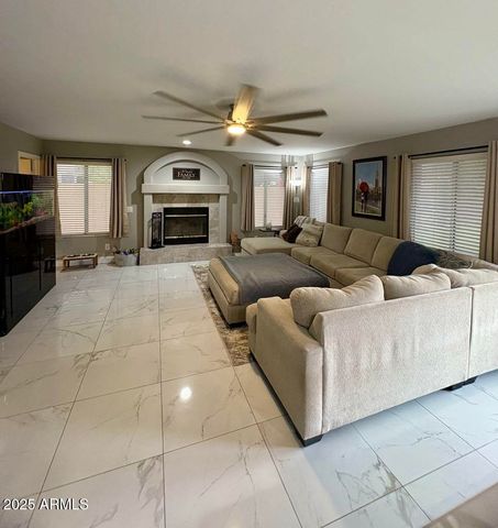 135 S Abalone Drive, Gilbert, AZ 85233