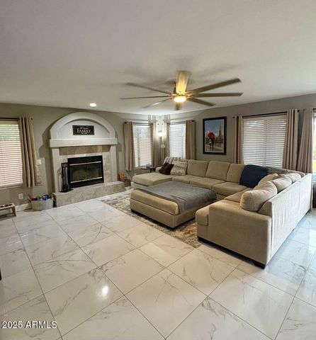 135 S Abalone Drive, Gilbert, AZ 85233