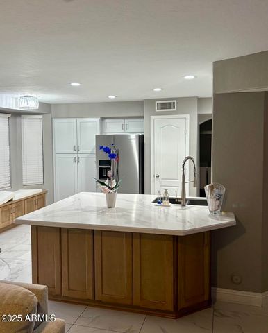 135 S Abalone Drive, Gilbert, AZ 85233